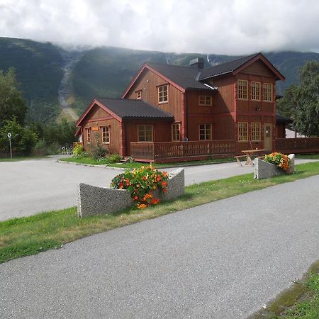 Skjak Turistheim Hotel Bagian luar foto